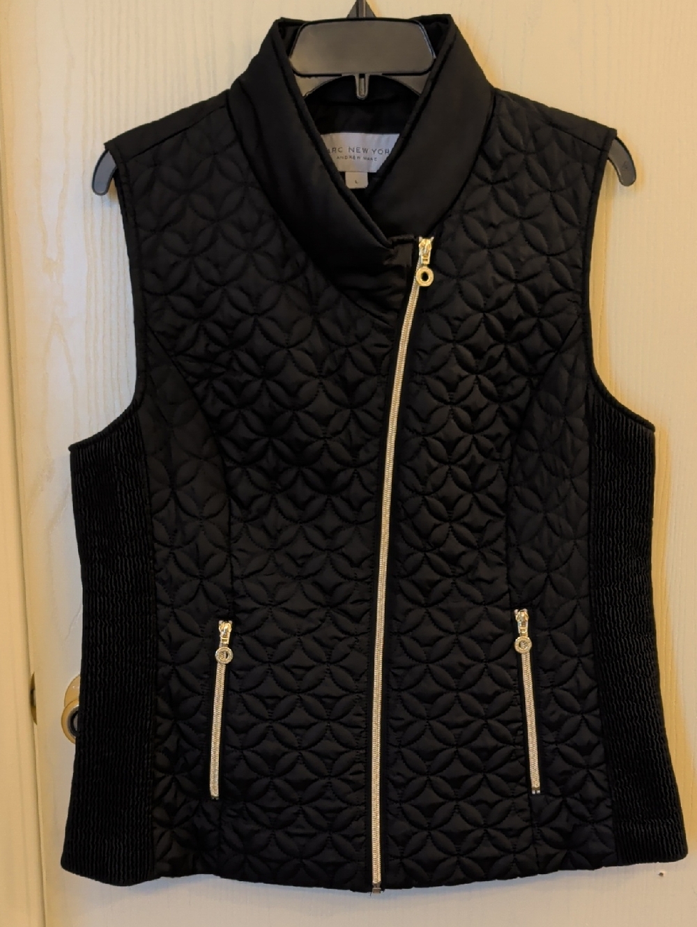 Marc New York Black Quilted Vest Size L Gold Zip Sleeveless Moto Puffer Jacket